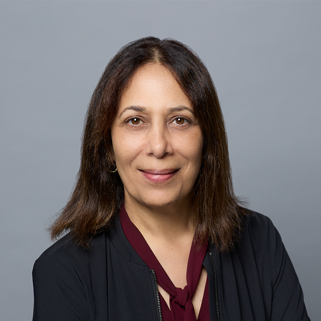 Houda Elkateb Headshot